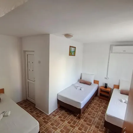 Sea Breeze Albergue Costinesti