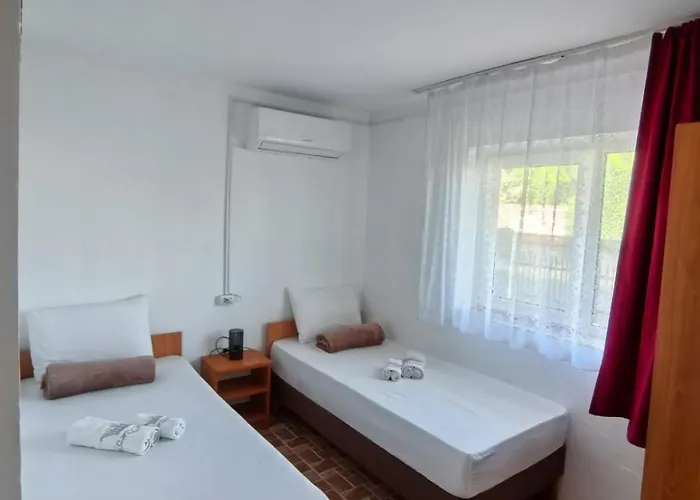 Hostel Sea Breeze Costinești